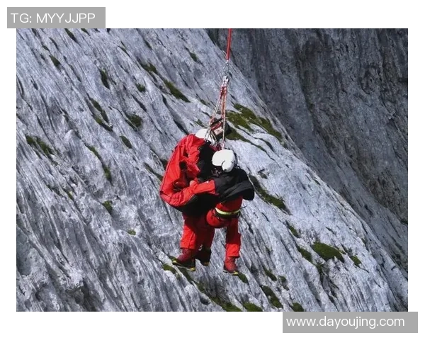 攀岩速度赛再创辉煌新纪录选手们的极限挑战与精彩瞬间回顾