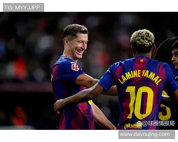 莱万梅开二度助力巴萨逆转胜利展现王者风范